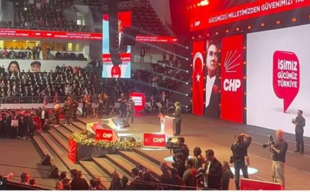 CHP aday tanıtım toplantısında Hatay Büyükşehir Belediyesi için Lütfü Savaş'ın ismi anons edilmedi