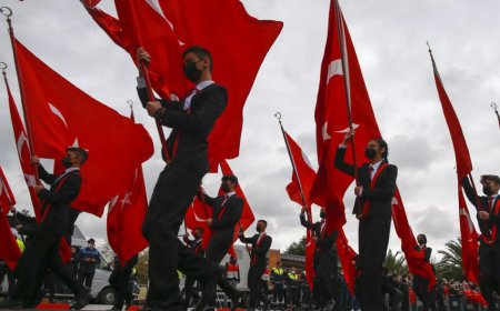 Araştırma: Türkiye'de mutluluk oranının en düşük olduğu grup üniversite mezunları