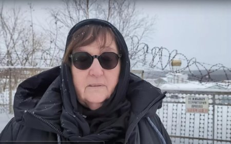 Rusya: Navalny'nin annesi oğlunun cenazesinin teslim edilmesi için mahkemeye başvurdu