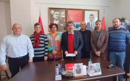 CHP Foça'da kriz derinleşti!