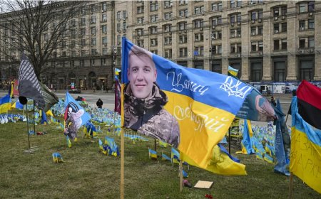 Ukrayna'da savaş üçüncü yılına girerken batılı liderlerden destek ziyareti