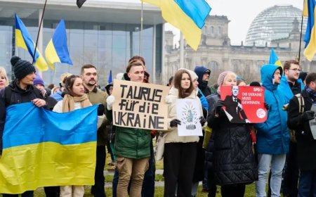 Almanya'da Ukrayna ile dayanışma gösterileri