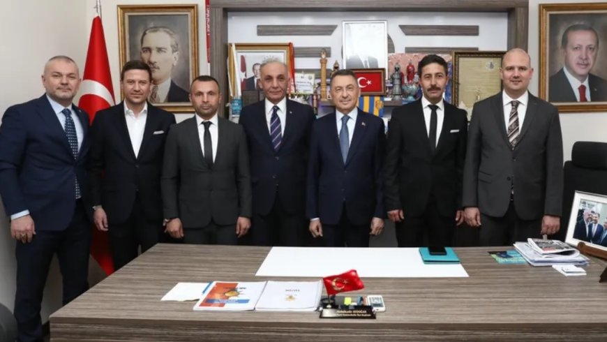 Ankara'da Gelecek Partisi ve DEVA Partisi'nden 3 yönetici AK Parti'ye geçti