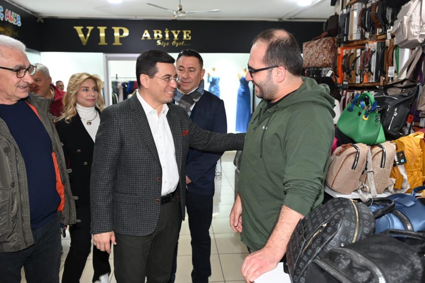 Tütüncü, Antalya’yı karış karış geziyor