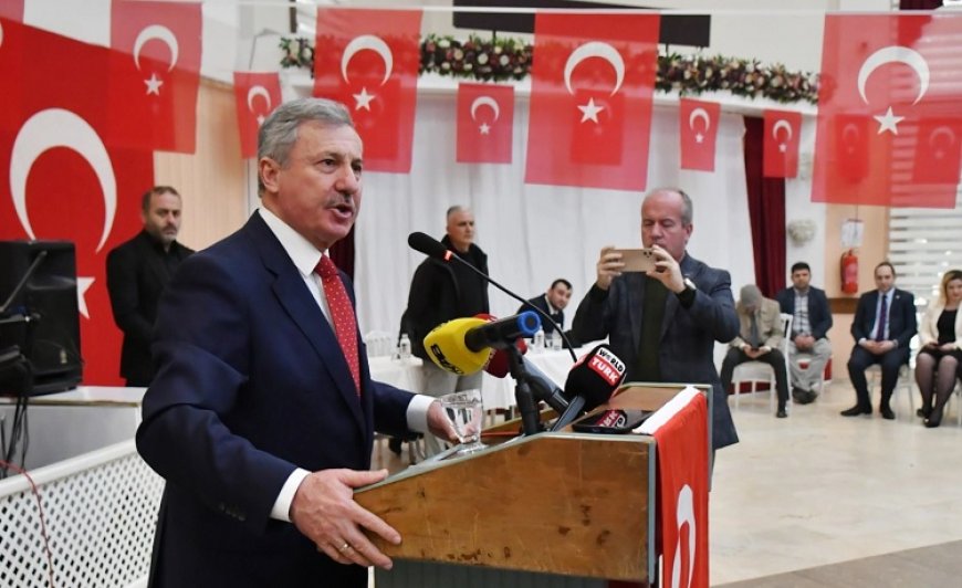 Selçuk Özdağ; Manisa Büyükşehir Belediye Başkan adaylığını açıkladı.