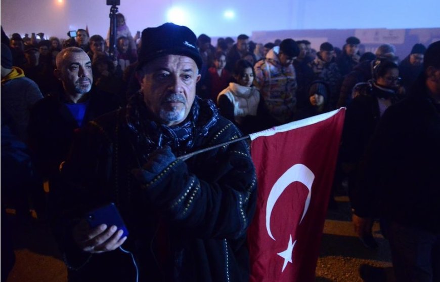 6 Şubat depremleri: Federal Meclis'te anma töreni düzenlendi