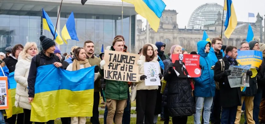 Almanya'da Ukrayna ile dayanışma gösterileri