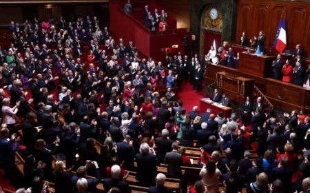 Fransa’da tarihi karar: Dünyada ilk kez kürtaj “anayasal hak” oldu