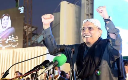 Pakistan Cumhurbaşkanı Zerdari resmen göreve başladı