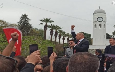 Tunç Soyer kılıcı kime çekti? İmamoğlu'na mı, Özel'e mi?