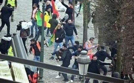 Mansur Yavaş: 'PKK'lılar Belçika'da Türklere saldırırken Dışişleri Bakanı seçim çalışması yapıyor'.