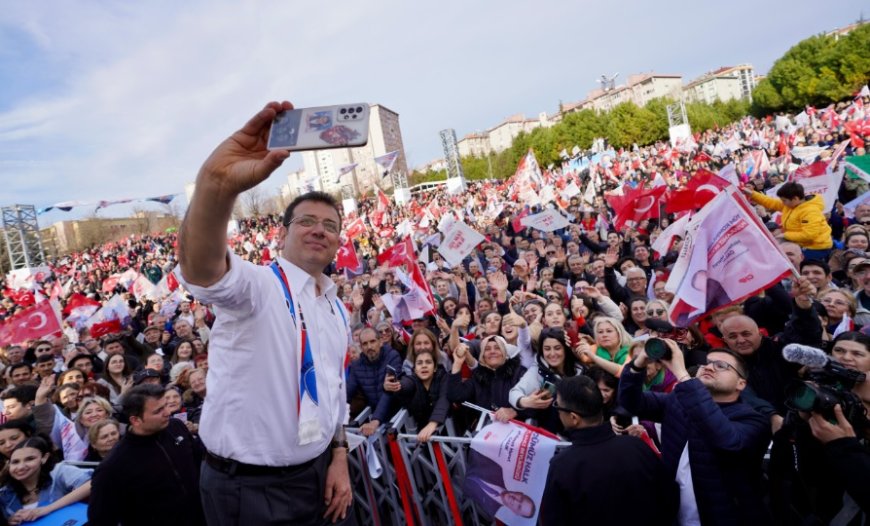 ‘6 MAYIS GENÇLİĞİMİZ VAR SAHNESİ’NDE KONUŞTU