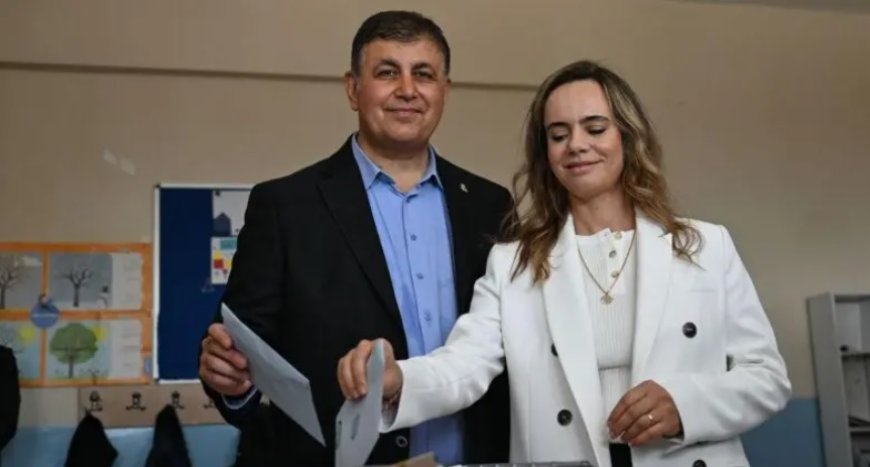 İzmir'de Cemil Tugay, kentte 30 ilçenin Bergama, Kınık ve Kiraz dahil 28'inde CHP önde