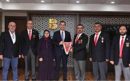Başkan Akın'a İade-i Ziyaret: Şehit Yakınları ve Gazilerden Destek