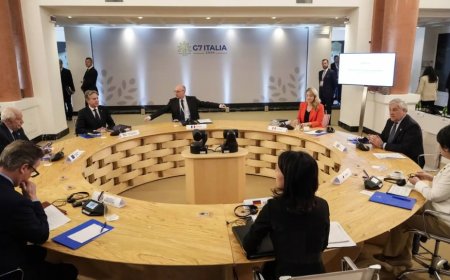 G7'den Rusya'nın Ukrayna altyapısı ve şehirlerine saldırmasına kınama