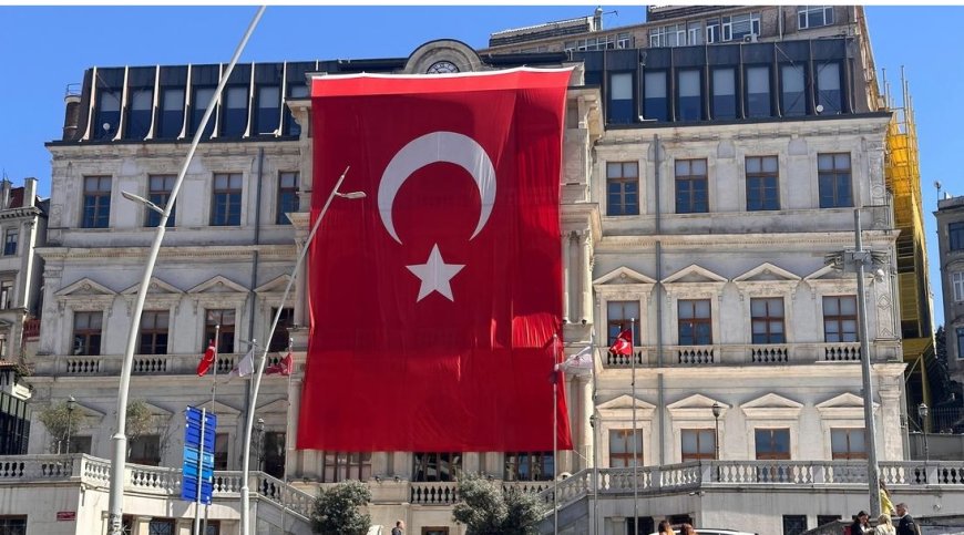 Beyoğlu'nun farklı renkleri dert ortaklığında birleşti