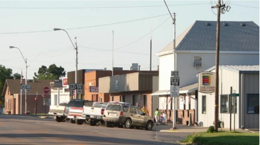 Türkiye'de benzeri olur mu... Bedava ev ve arsa dağıtıyorlar