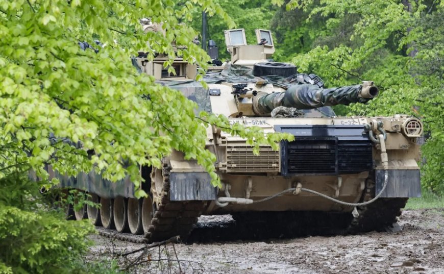 Ukrayna, Rus dronlarının hedefi olan ABD'nin verdiği Abrams tanklarını cephe hattından çekti