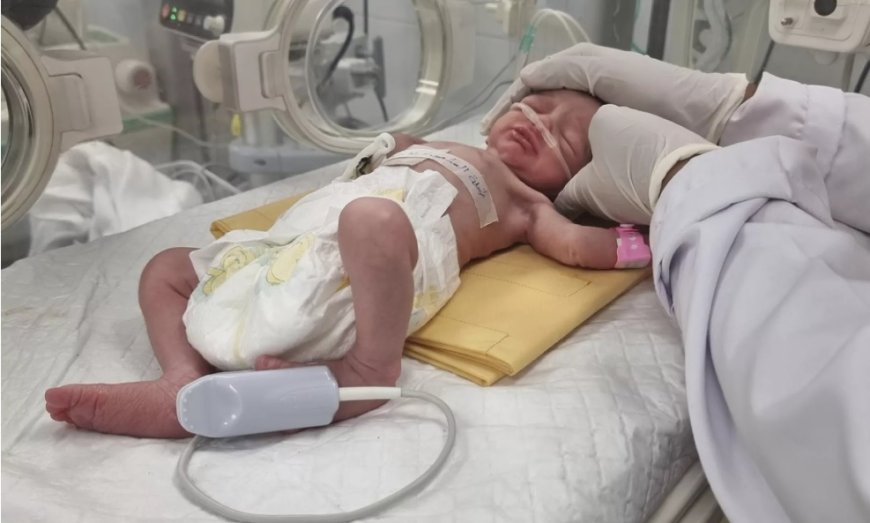 Gazze'de İsrail saldırısında ölen annenin karnından kurtarılan bebek yaşamını yitirdi