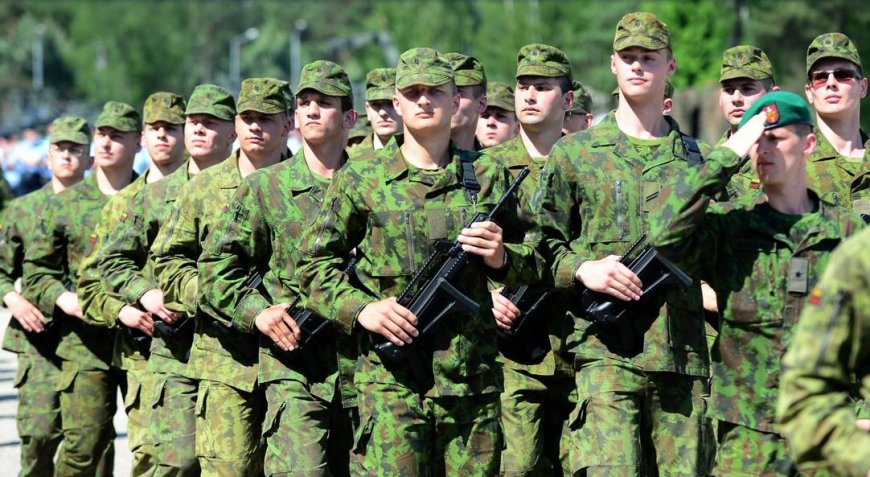 Avrupa'da Rusya etkisi: Zorunlu askerlik yayılıyor
