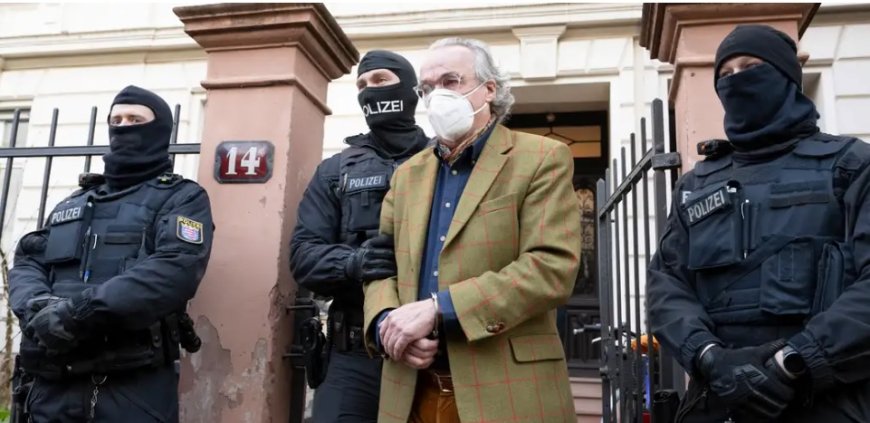 Almanya'da ikinci darbe davası başladı