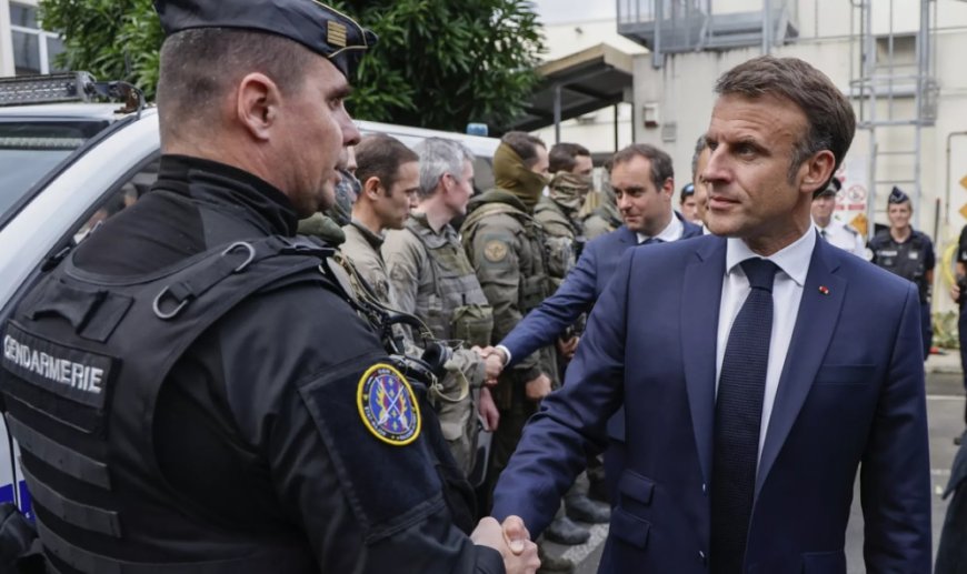 Macron Yeni Kaledonya'da: OHAL gerektiği kadar sürecek