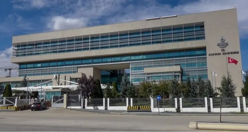 Anayasa değişikliğine uyum KHK'sında 228 düzenleme iptal