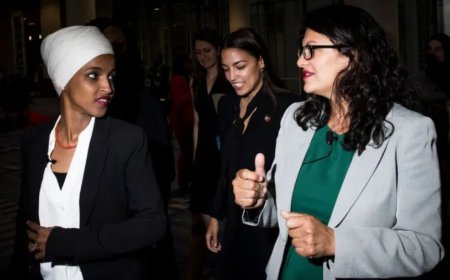 Rashida Tlaib: Netanyahu’ya ‘savaş suçlusu’ pankartı açan Müslüman Kongre üyesi kim?