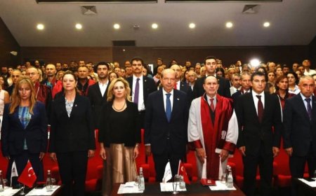 Cumhurbaşkanı Ersin Tatar'dan Milli ve Ulusal Mesajlar: İstanbul Topkapı Üniversitesi'nde Anlamlı Etkinlik