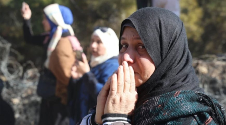 Sednaya Cezaevi Önünde Umut ve Acı Dolu Bekleyiş