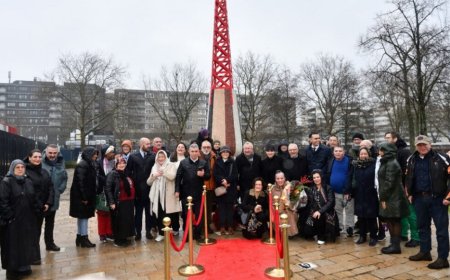 Rotterdam Misafir İşçilere Minnetini Gösterdi: Büyük Anma Seremonisi Düzenlendi