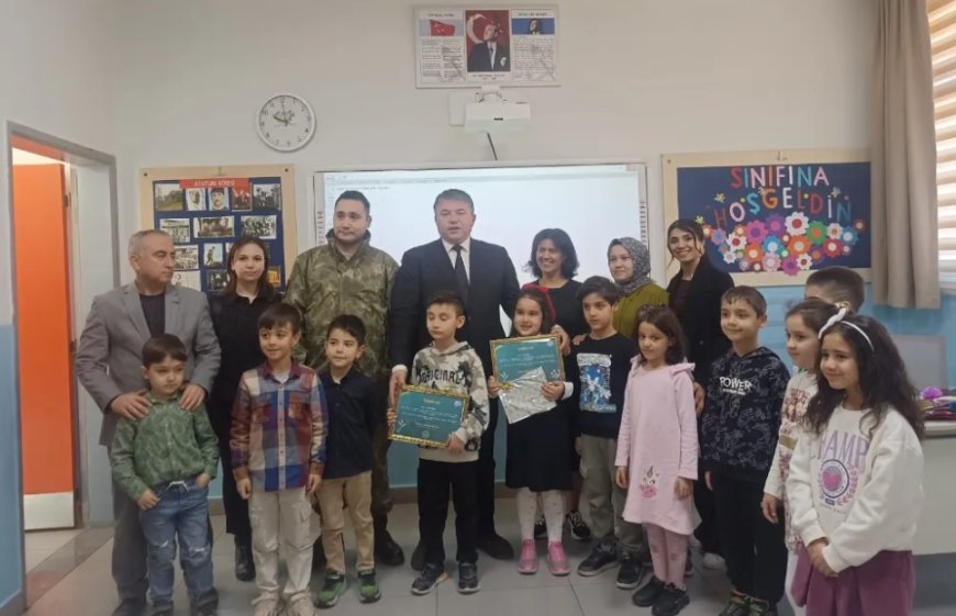 Şehit Kızı Elif Kök’ün İlk Karne Heyecanı