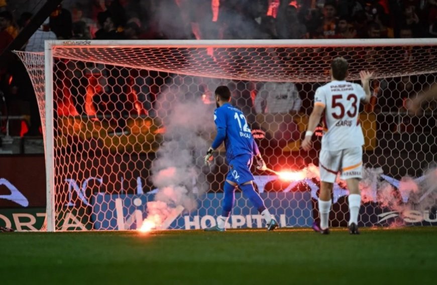 Hatayspor Galatasaray karşılaşmasında 1-1 beraberlik. Galatasaray’ın galibiyet serisi son buldu.