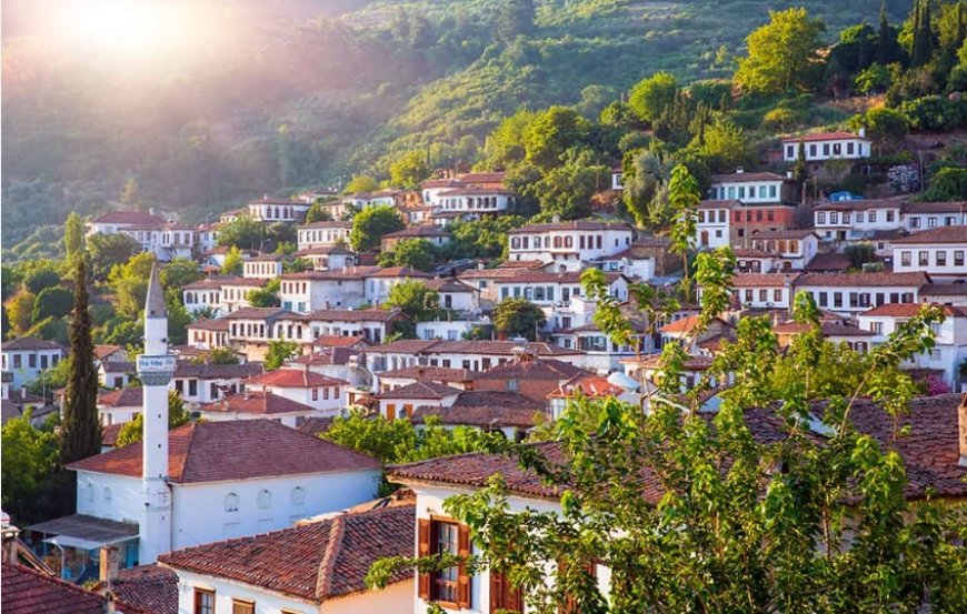 Şirince Ermeni Köyü haline mi geliyor?