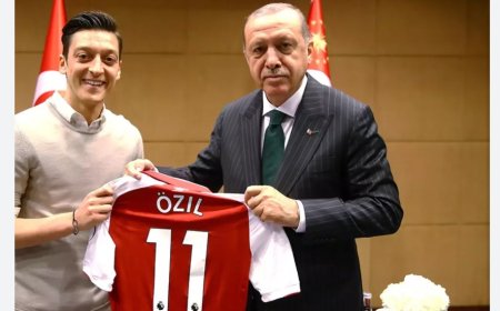 Mesut Özil ve Siyaset: Futbol Sahasından Siyasi Arenaya