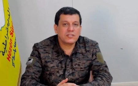 Öcalan’ın Silah Bırakma Çağrısına YPG’den Cevap: Türkiye’nin İç Meselesi
