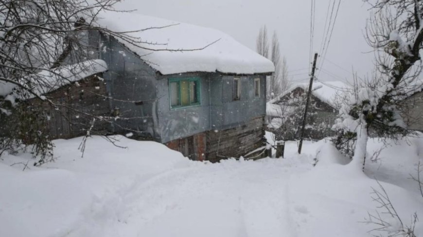 Kastamonu’da Kar Kalınlığı 60 Santimetreyi Aştı, Ulaşımda Aksamalar Yaşanıyor