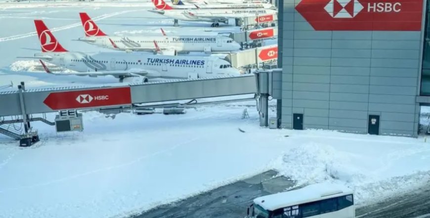 İstanbul’da Yoğun Kar Yağışı: Okullar Tatil Edildi, Uçuşlar İptal