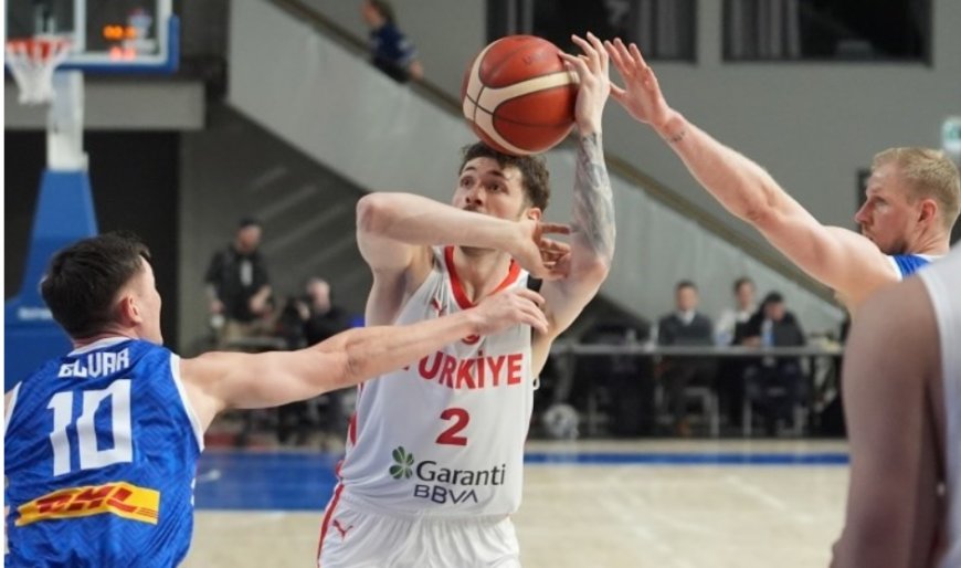 12 Dev Adam İzlanda’ya Mağlup Oldu, İkincilik Şansı Kaçtı