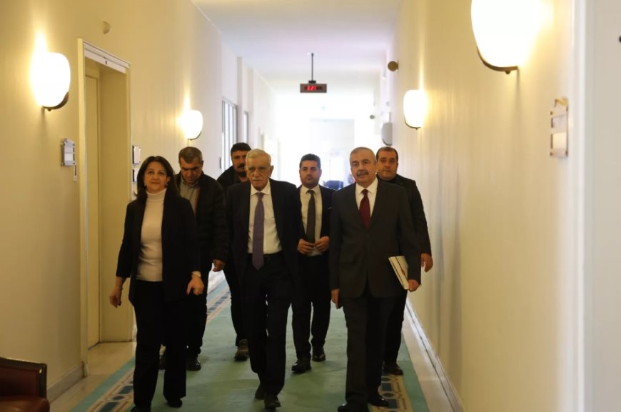 DEM Parti Heyeti, Abdullah Öcalan ile Üçüncü Kez Görüşmek Üzere Yarın İmralı'ya Gidiyor