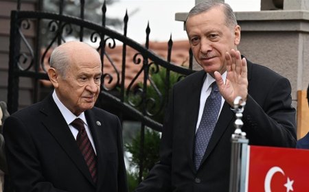 Bahçeli, Partisi Gibi İktidarı da Değiştirir mi?