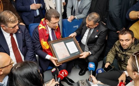 Yeni Asır: Ekrem İmamoğlu’nun İzmir Ziyareti Beklenen Etkiyi Yaratmadı