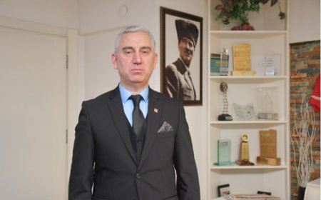 Bergama’da Siyasi Kriz: Başkan Çelik AKP’ye mi Yakınlaşıyor?