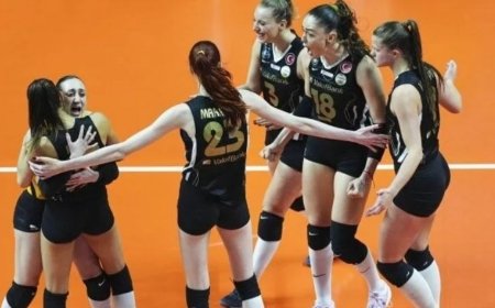 Vakıfbank, CEV Şampiyonlar Ligi'nde Yarı Finale Yükseldi