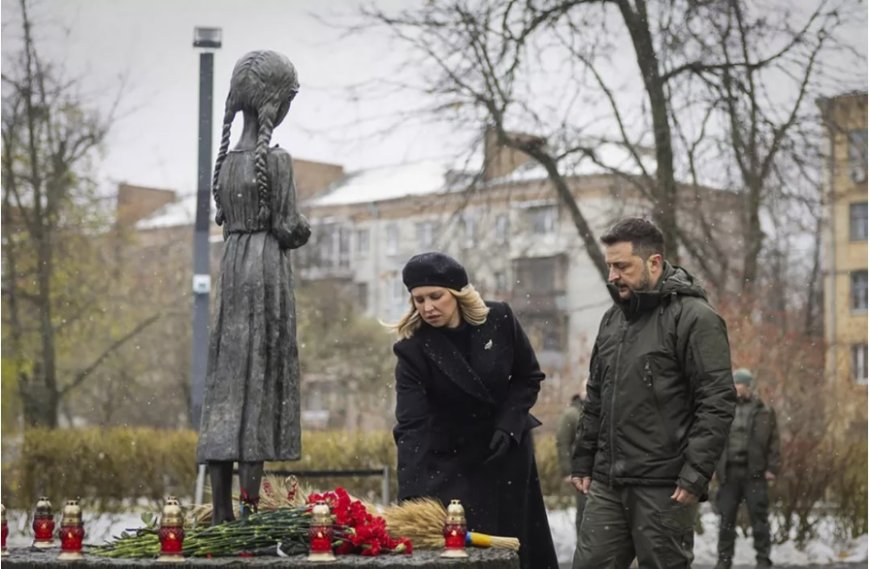 Trump Eleştirdi: Zelenskiy'nin Kıyafet Seçimi Ne Anlama Geliyor?