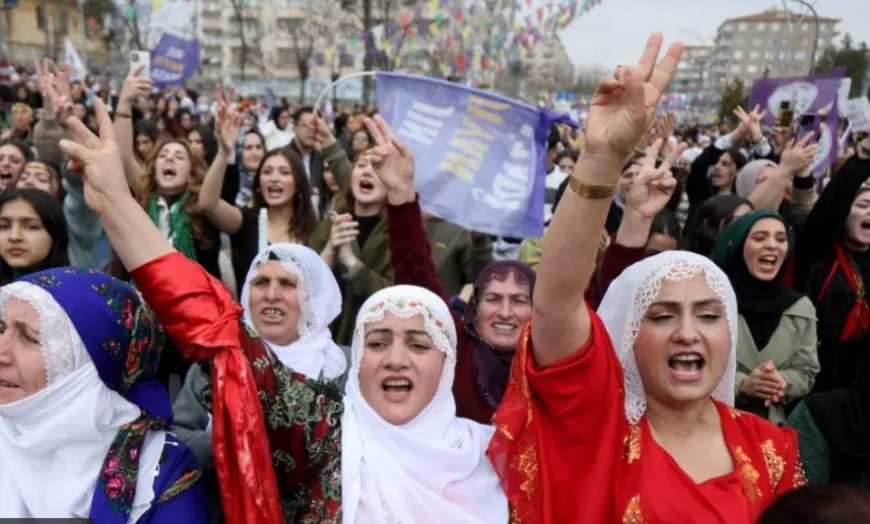 Taksim’de Feminist Gece Yürüyüşü Yasağa Rağmen Yapıldı