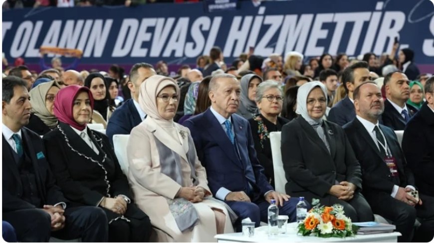 AKP Kadın Kolları'nda FETÖ Krizi: MYK Üyesi Görevden Alındı