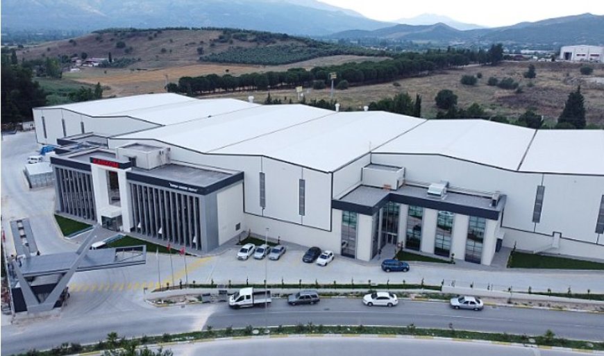 İzmir’de Dev Satış! 3 Girişimci 14 Yılda Şirketlerini 2.1 Milyar TL’ye Sattı