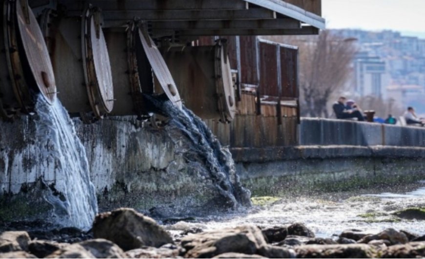İzmir Körfezi’nde Atık Su Krizi: Siyasi Polemik mi, Çevre Felaketi mi?