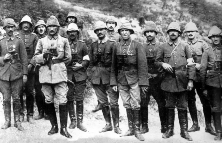 18 Mart Zaferi: Çanakkale Nasıl Savunuldu, İngilizler Nerede Hata Yaptı?